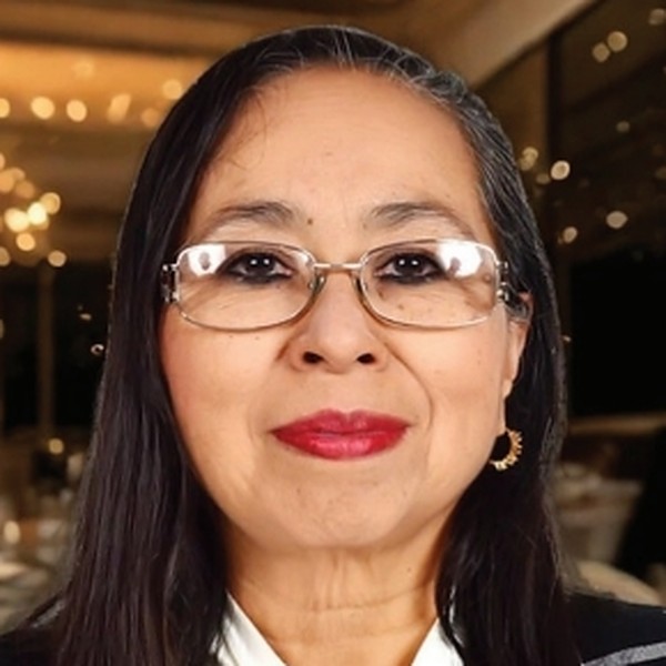 Reyna Salas Lastire